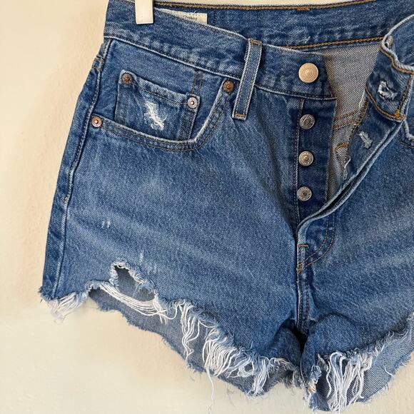 Levi’s 501 Premium Button Fly Distressed Shorts Size 27 - Picture 4 of 12